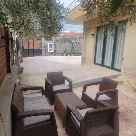 2 By Ceni Appartement Elbasan